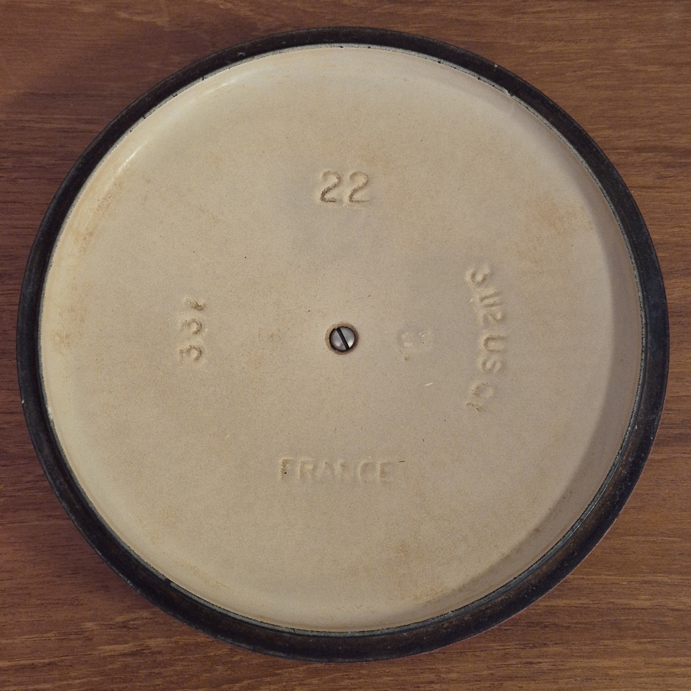 Le Creuset Lid - Picture 3 of 6